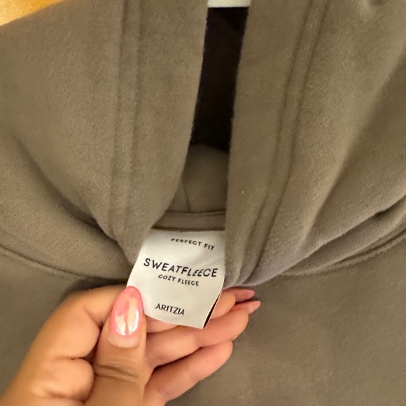 Aritzia Hoodie - Picture 3 of 3